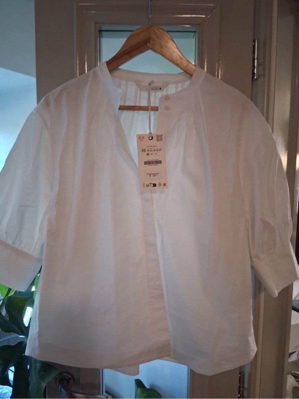 Zara White Short-Sleeve Bandless Shirt Top